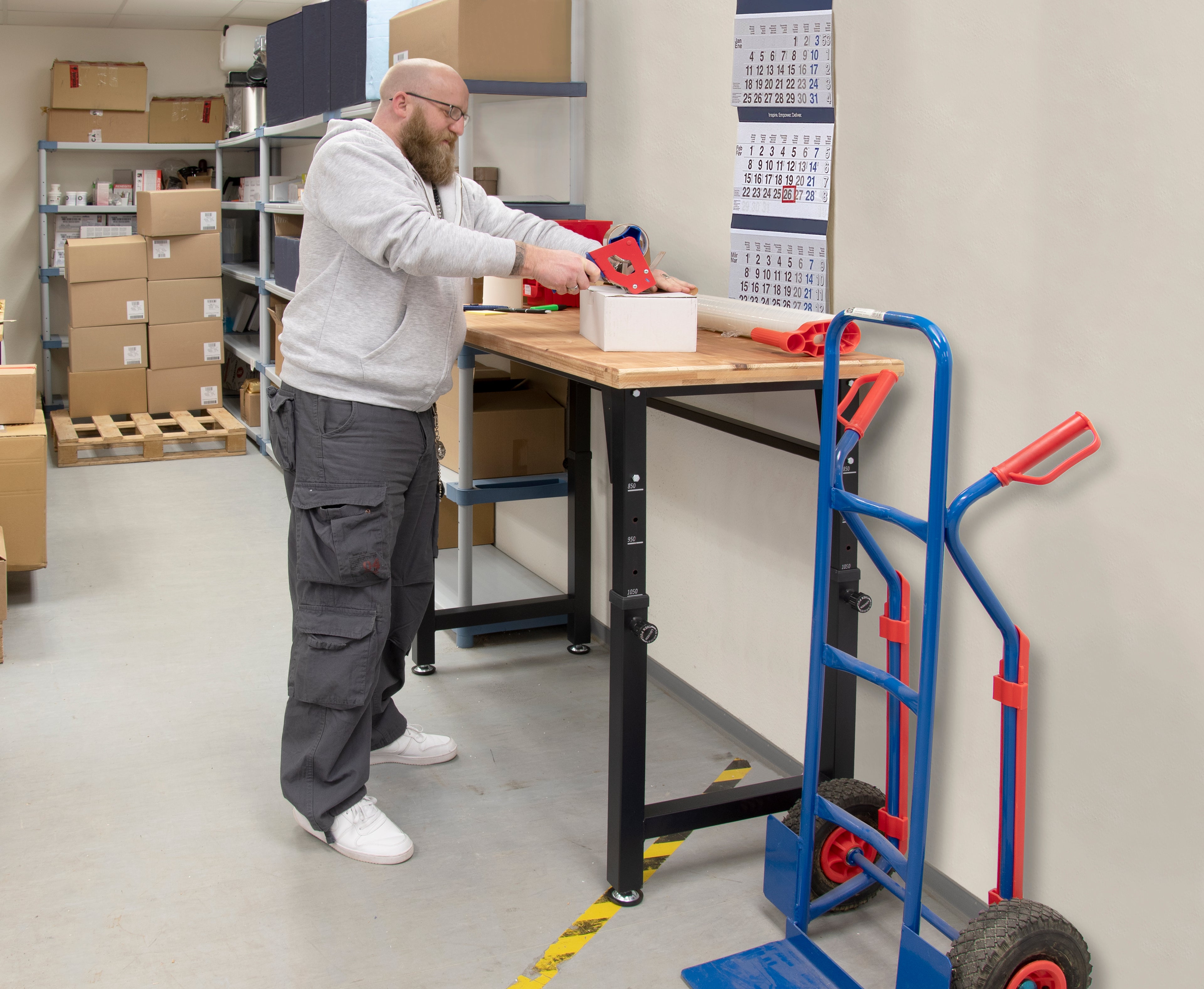 Werkbank höhenverstellbar FSC® 100% SQS-COC-100130