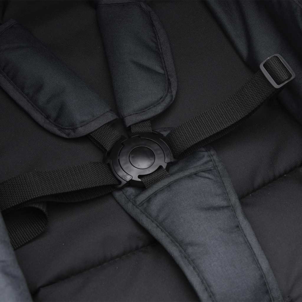 Kinderwagen Und Schwarz Stahl