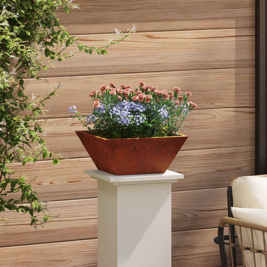 Garten-Pflanzgefäß Rostig